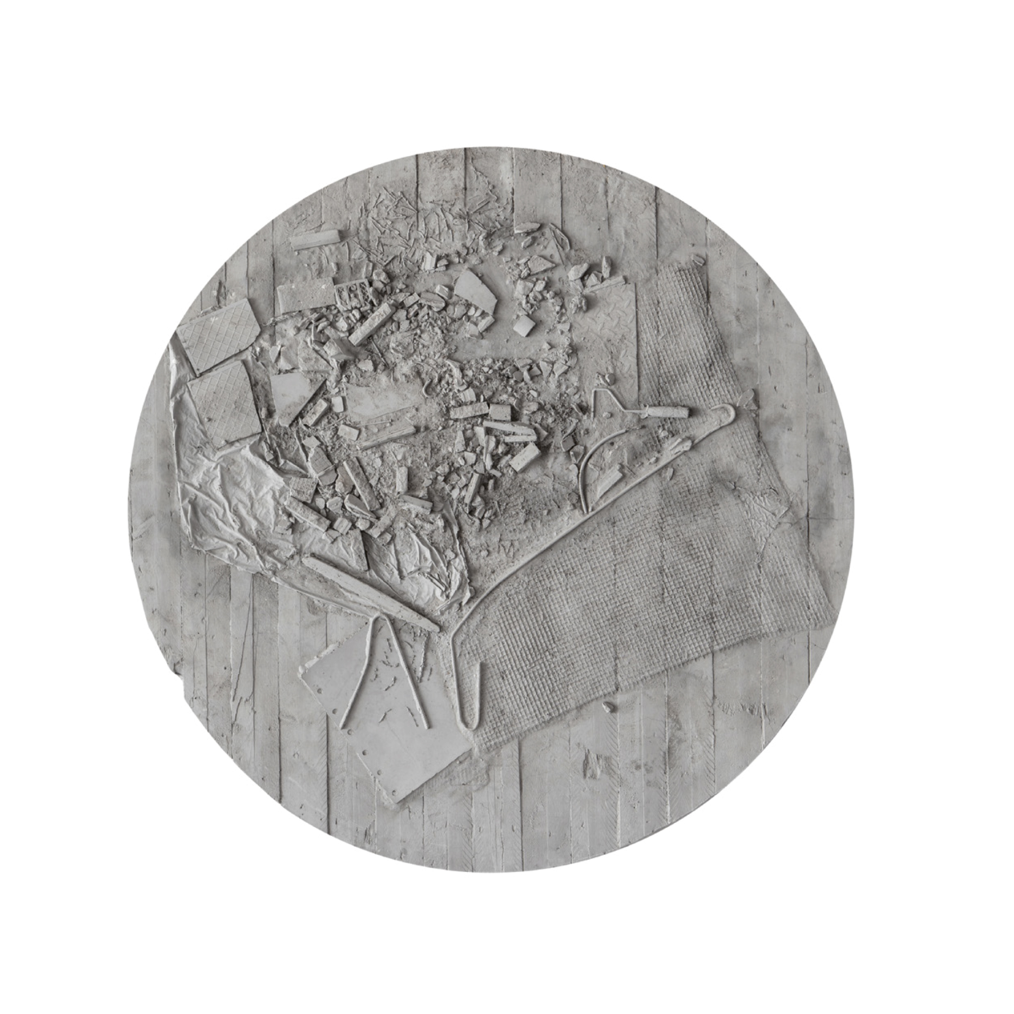 VESTIGES, 2017 Bas-relief en béton Edition 1/3 + 2 EA Diamètre 200 cm