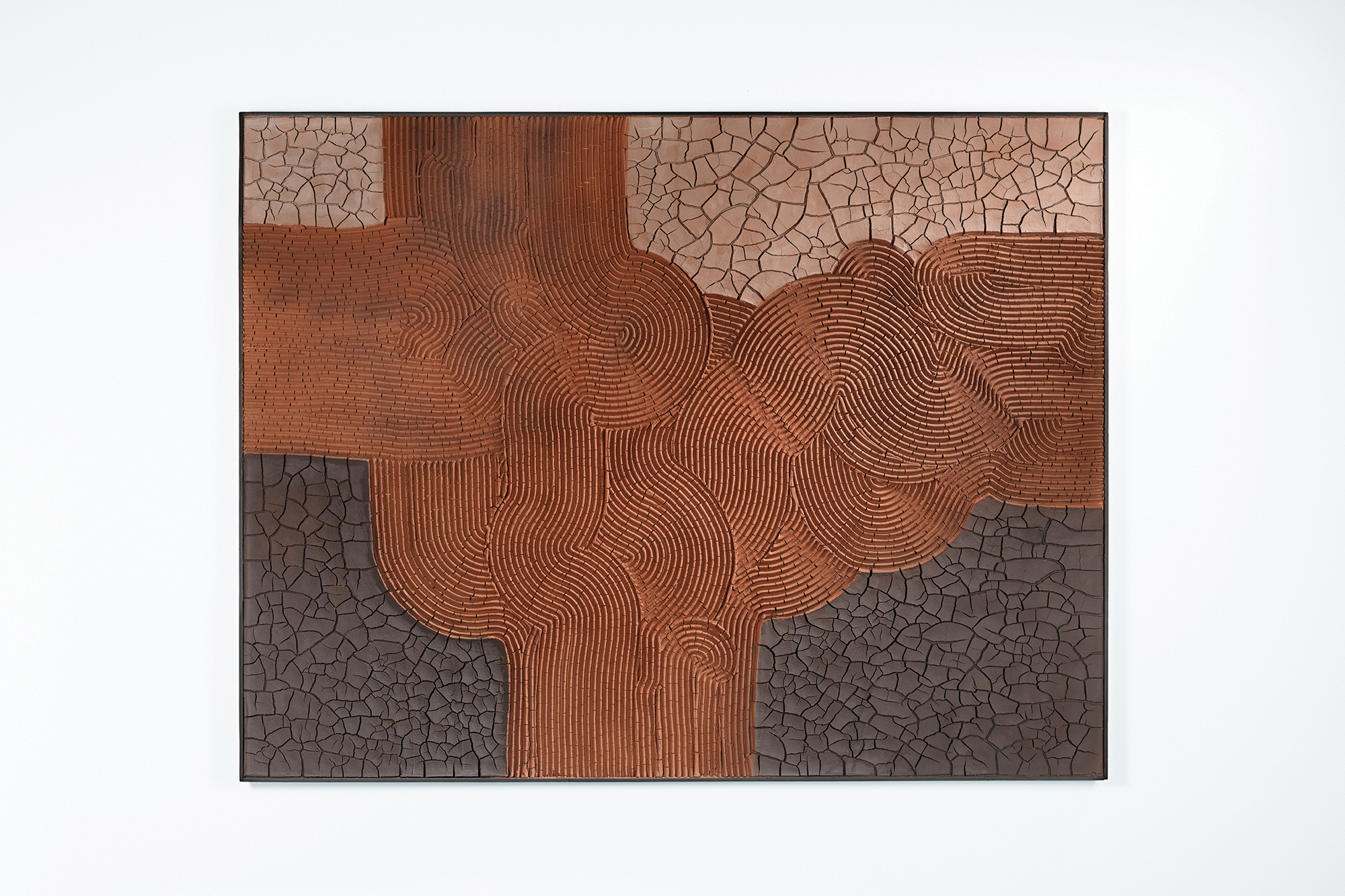 Burnt earth, 2022 - Terre crue et pigments sur panneau en bois 130 x 170 cm