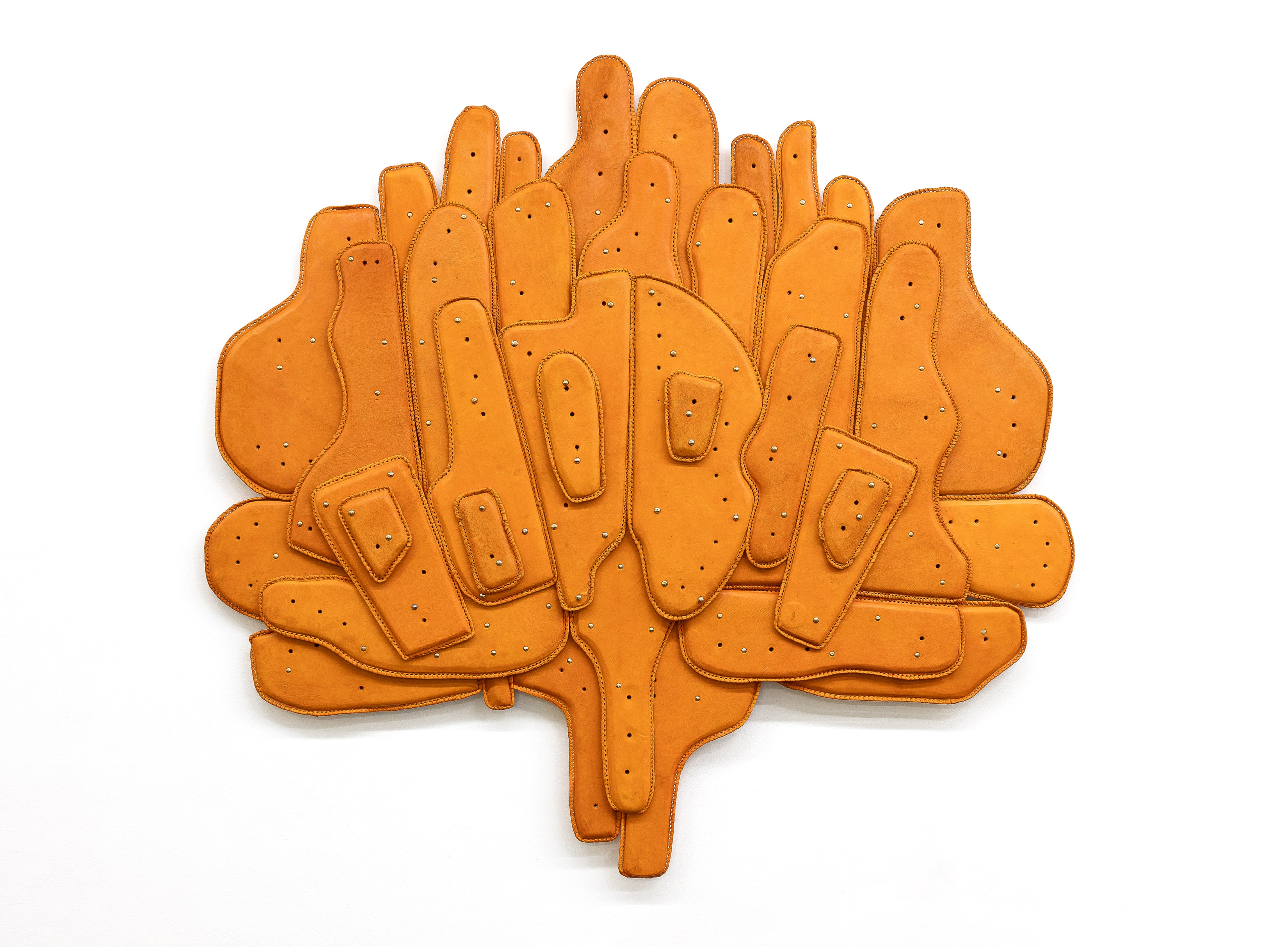 MOHAMED-AREJDAL-(NÉ-EN-1984)-TARGANTE-N’TELBA,-2025-Installation-murale-min